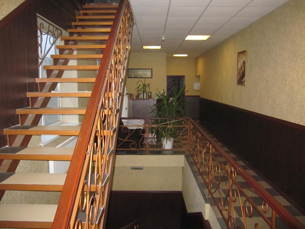 Jaguar Hotel Complex Kharkiv Exterior photo